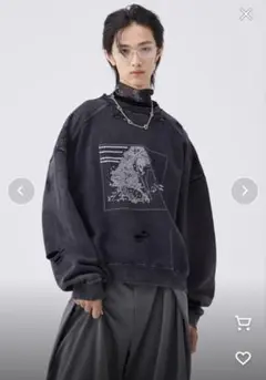 4-pattern Graphic Distressed Sweat