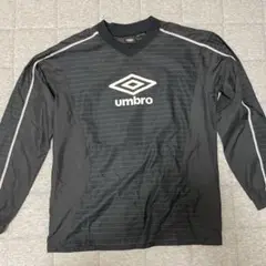 umbro ブラック ストライプ 長袖ピステ