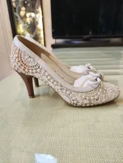 新品未使用【銀座かねまつ】ホワイトレースリボンモチーフ ハイヒール パンプス