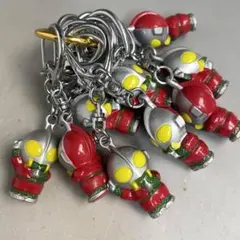 昭和レトロ玩具 当時物 メタリックキーホルダー 10点 ウルトラマン 