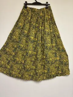 黄色ロングスカートのサムネイル