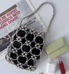 ビーズ装飾の黒いパーティーバッグ ビーズミニバッグ