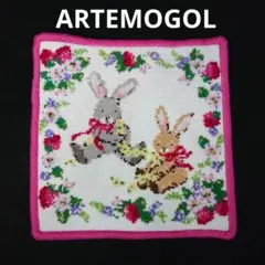 【新作】アルテモール ARTEMOGOL タオルハンカチ　ストロベリーラビット