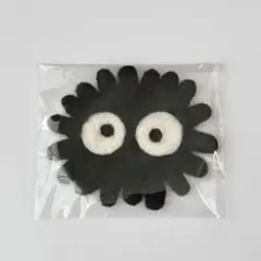 のの様専用】 トトロ＆まっくろくろすけ 鍋敷き - メルカリ