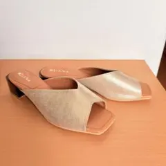 DIANA Mサイズ　サンダル ミュールのサムネイル