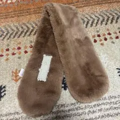 美品*.☆ブラウンファー マフラー パールブローチ付き
