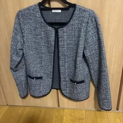 襟なしジャケット