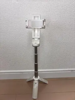 スマホ三脚 自撮り棒 スタンドのサムネイル