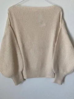 アースミュージック&エコロジー❤︎ボリューム袖ニット❤︎アイボリーF 新品タグ付