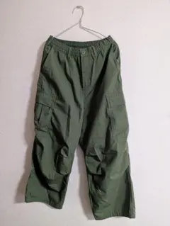 GU スーパーワイドカーゴパンツ　S☆オリーブのサムネイル
