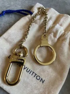 LOUIS VUITTON キーチェーン キーリング チャーム ゴールドのサムネイル