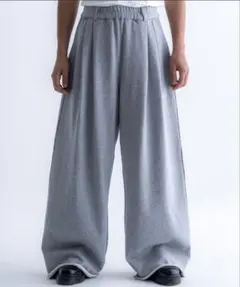 スウェットタックパンツ