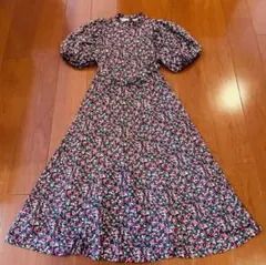 美品◆【C】モザイクフラワー柄のデザインワンピース オペークドットクリップC⭐️