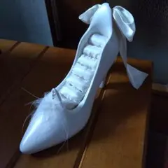 ハイヒール型指輪置き