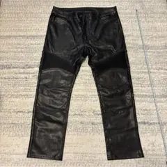 MOTO JEANS レザー調 パンツ パッド4点付 光沢 ブラック - メルカリ