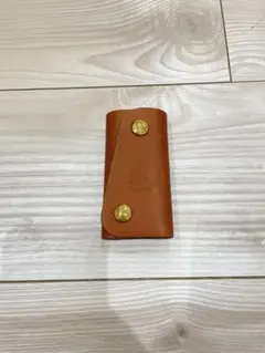 IL BISONTEブラウンレザーキーケース ゴールド金具