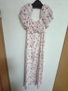 ラメドビーシフォンプリントワンピース　スナイデル