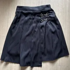 ブラックスカートのサムネイル