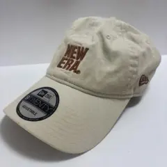 NEW ERA　9TWENTY ベージュ系キャップレディース　プラザ限定