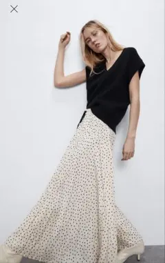 【美品】ZARA　サテンハイウエストドット柄スカート　S