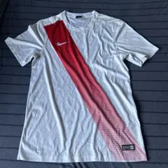 Nike DRI-FIT ホワイト/レッド Tシャツ S