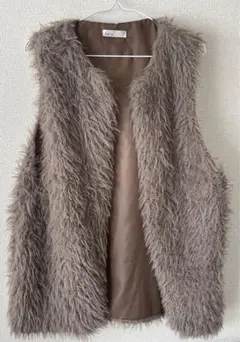 ベージュ ニットベスト Mサイズ