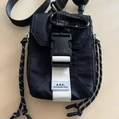 A.P.C. ショルダーバッグ ブラックのサムネイル