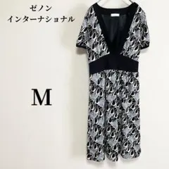 レディース ワンピース 黒 水色 白 レトロ 古着コーデ