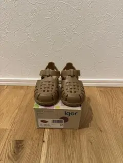 Item thumbnail for item d0bd716b-3553-4a7c-b0d3-55ba8c8440f5