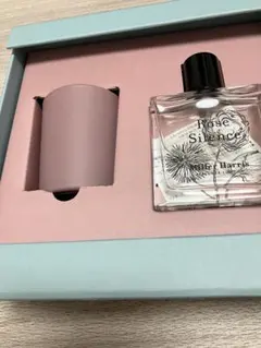 ミラー ハリス MillerHarris ローズサイレンス コレクションのサムネイル