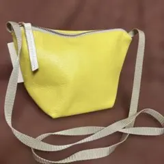 美品　アトリエブルージュ　ミニショルダーのサムネイル