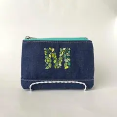 Item thumbnail for item d0032c8d-17da-4171-9840-f41b18d43dfc