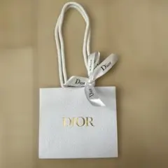 Dior ホワイトショッパー レザー調
