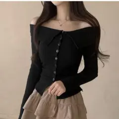 オフショルダーシャーリングニットトップス　ac2473 ブラック