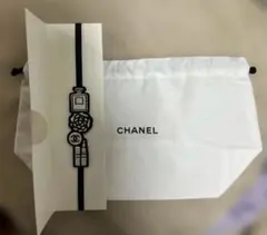 CHANELノベルティ 香水デザインのしおりとポーチ