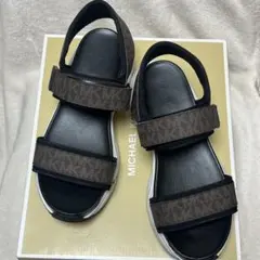 MICHAEL KORS マイケルコース　厚底サンダルのサムネイル