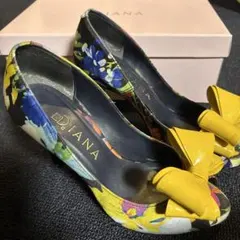 DIANA 花柄リボン付きハイヒールパンプス