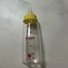 Pigeon 哺乳瓶 200ml ガラス製 乳首SS 消毒済み　スリム！