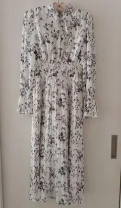 プロポーションボディドレッシング　シフォン　フラワー　長袖ワンピース