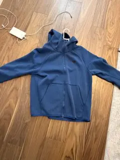 美品‼️NIKEテックフリース 青 ジップパーカー Mサイズ