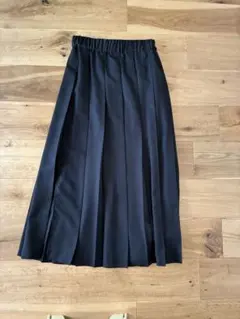 美品　スリットプリーツスカート