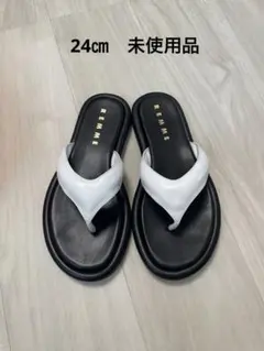 REMME トングサンダル　新品のサムネイル