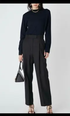 MilaOwenセンタープレス後ゴムテーパードパンツ