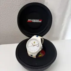 ジャンク スカデリア・フェラーリ アナログクォーツ腕時計