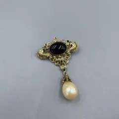 227訳あり　ヴィンテージ 黒石と真珠の装飾ブローチ