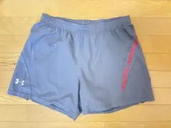 Under Armour グレー ショートパンツ　XL