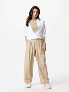 新品未開封　ユニクロ　ウルトラストレッチアクティブワイドパンツ丈短め　3XL