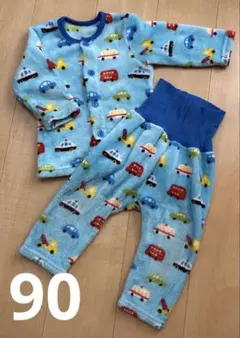 フリース　もこもこ　パジャマ　腹巻き付き　90cm 車柄 男の子　秋冬