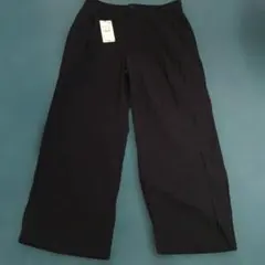 ZARA　黒色　パンツ