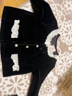 黒いベルベットジャケットとスカートセット